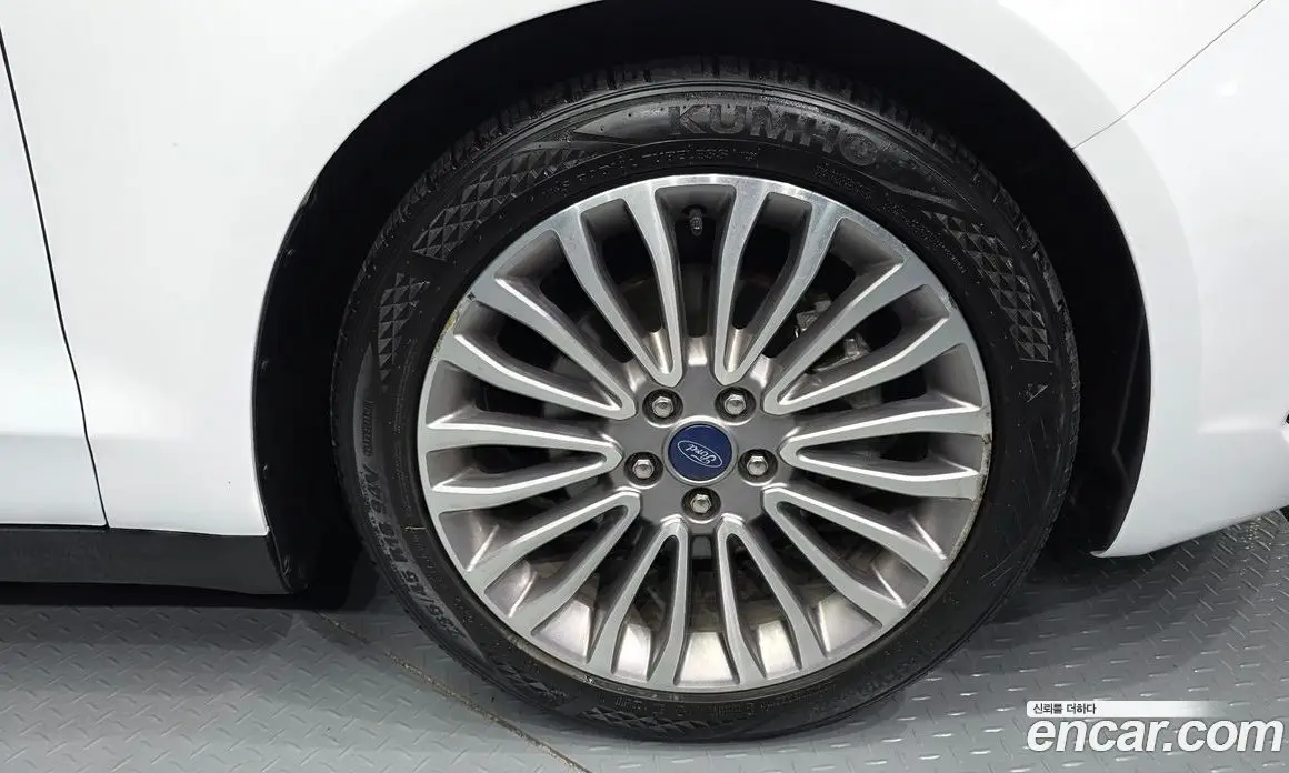 Ford Mondeo 2020 2.0 автомат (гидро), фото 5
