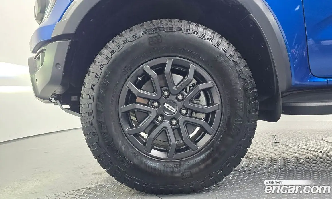 Ford Ranger 2023 2.0 автомат (гидро), фото 4