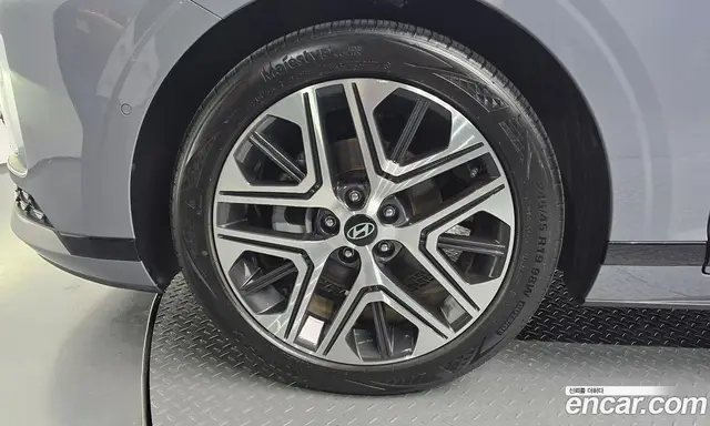 Hyundai Grandeur 2023 1.6 автомат (гидро), миниатюра 5