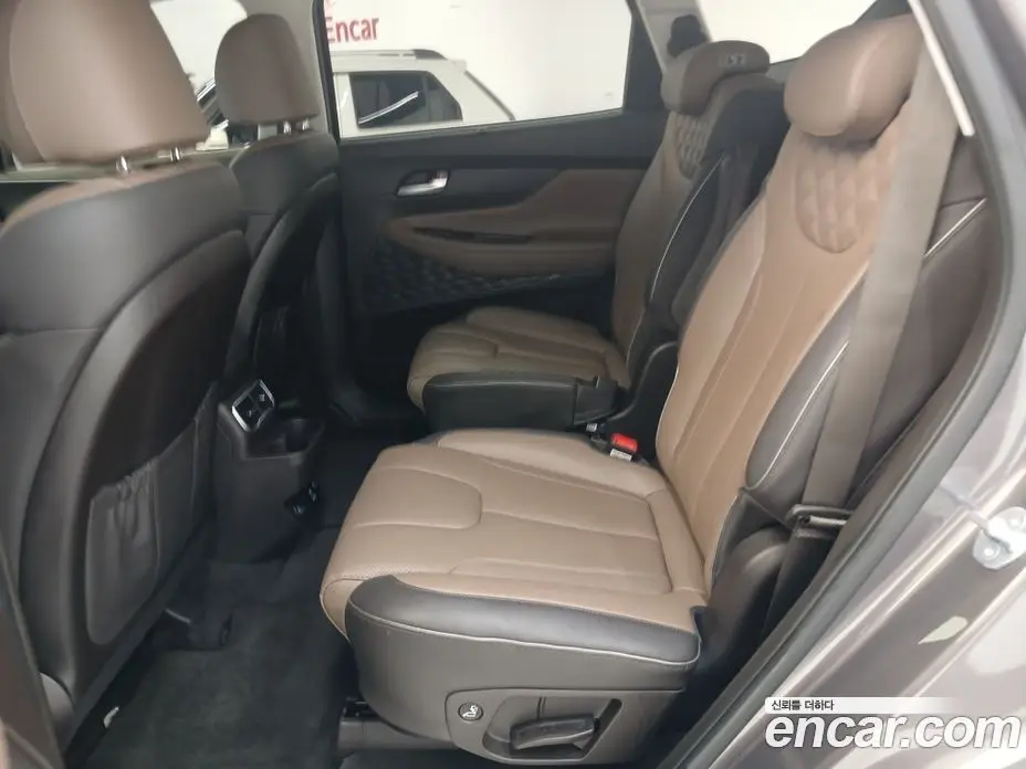 Hyundai Santa Fe 2023 2.5 автомат (гидро), фото 10