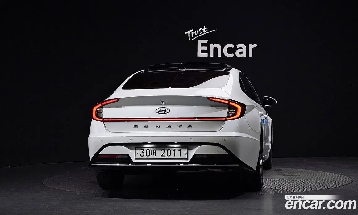 Hyundai Sonata 2019 2.0 автомат (гидро), фото 4