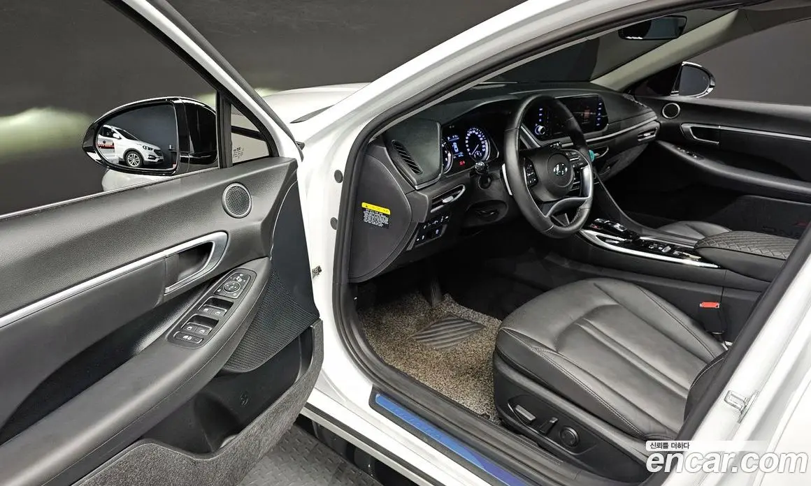 Hyundai Sonata 2019 2.0 автомат (гидро), фото 10