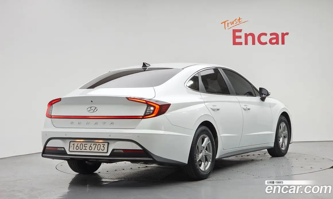 Hyundai Sonata 2022 2.0 автомат (гидро), фото 2 Hyundai Sonata 2022 2.0 автомат (гидро), фото 2