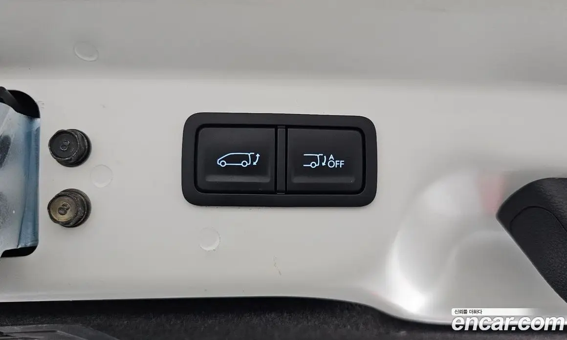 Hyundai Staria 2023 3.5 автомат (гидро), фото 20