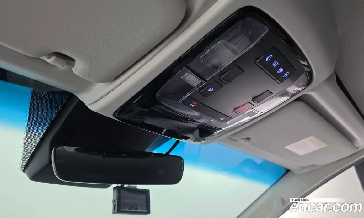 Hyundai Staria 2025 1.6 автомат (гидро), фото 16