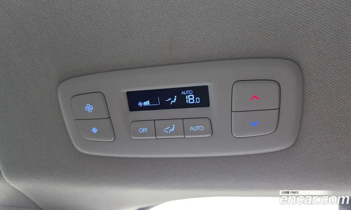 Hyundai Staria 2025 1.6 автомат (гидро), фото 17