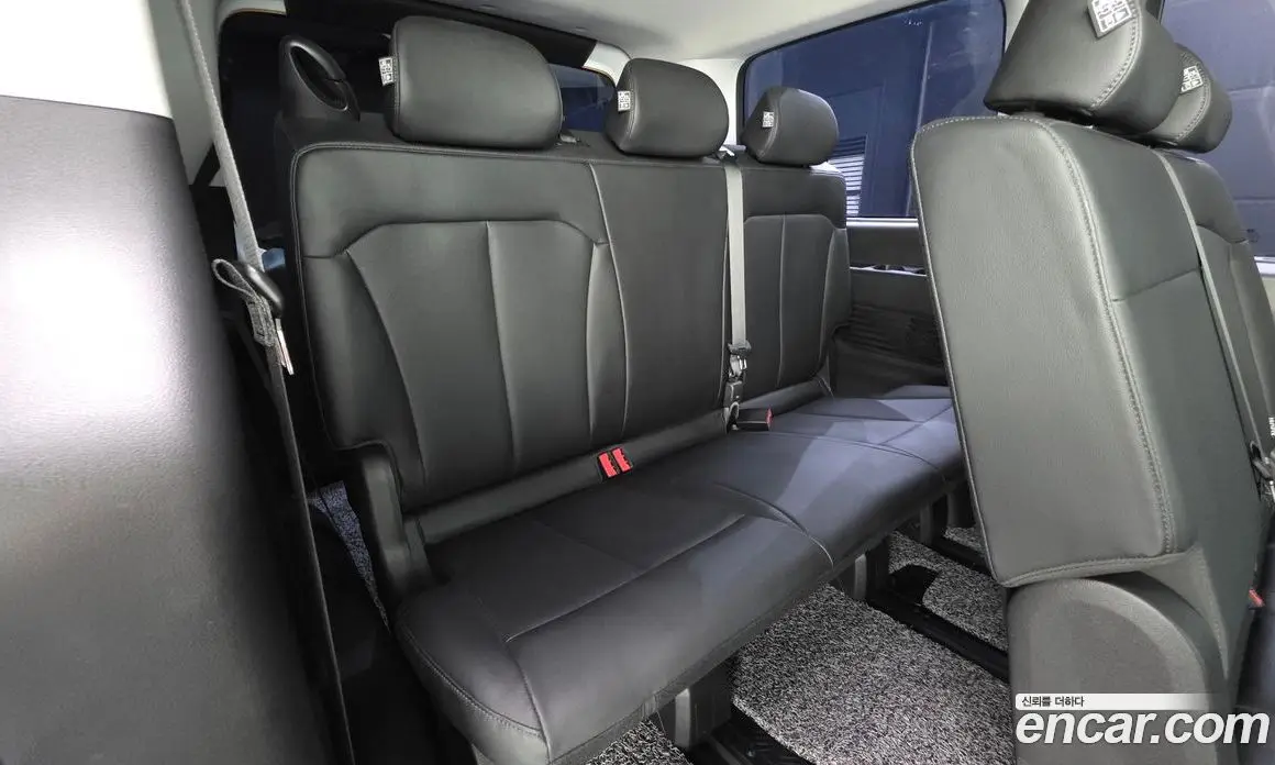 Hyundai Staria 2025 1.6 автомат (гидро), фото 19