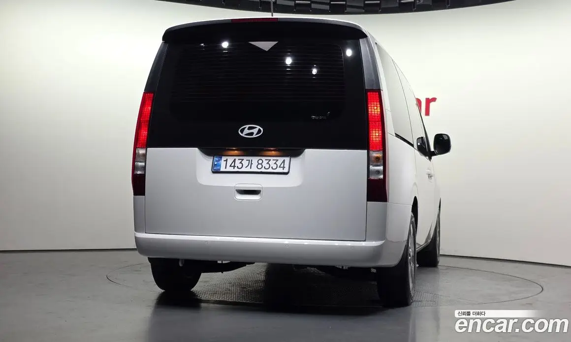 Hyundai Staria 2025 1.6 автомат (гидро), фото 4