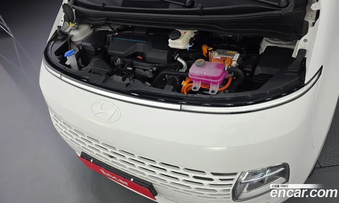 Hyundai Staria 2025 1.6 автомат (гидро), фото 6