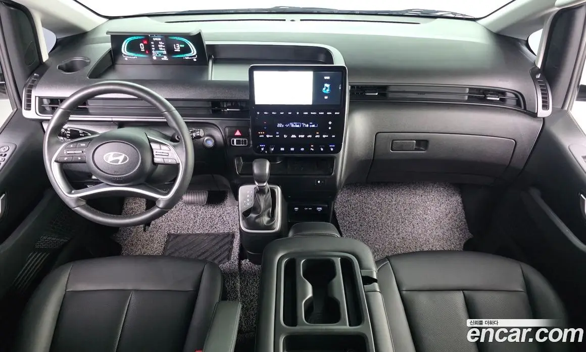 Hyundai Staria 2025 1.6 автомат (гидро), фото 7