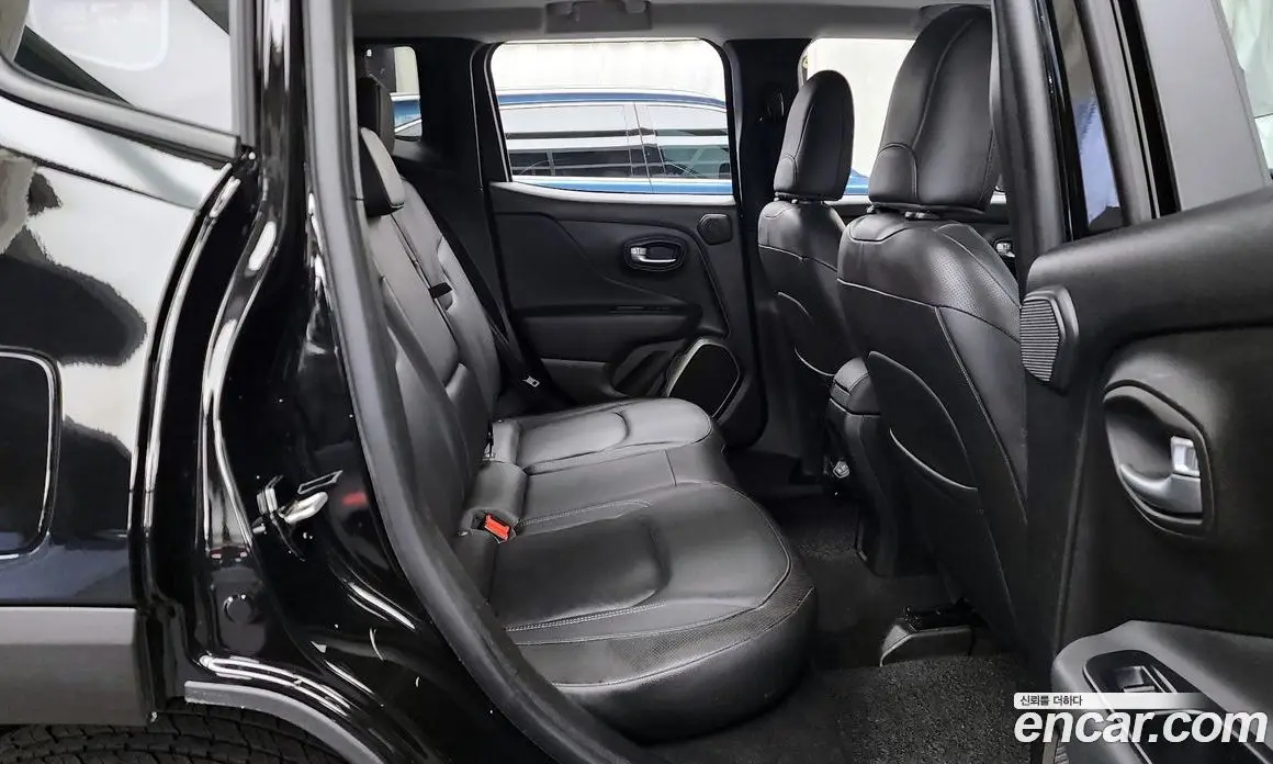 Jeep Renegade 2018 2.0 автомат (гидро), фото 12 Jeep Renegade 2018 2.0 автомат (гидро), фото 12