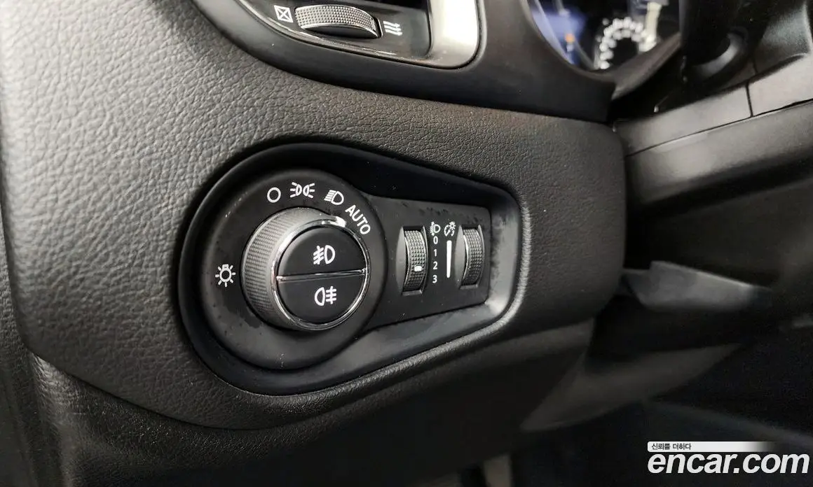 Jeep Renegade 2018 2.0 автомат (гидро), фото 16 Jeep Renegade 2018 2.0 автомат (гидро), фото 16