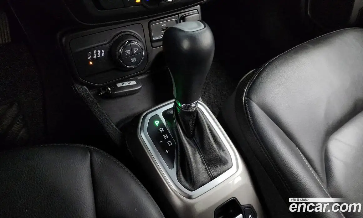 Jeep Renegade 2018 2.0 автомат (гидро), фото 9 Jeep Renegade 2018 2.0 автомат (гидро), фото 9