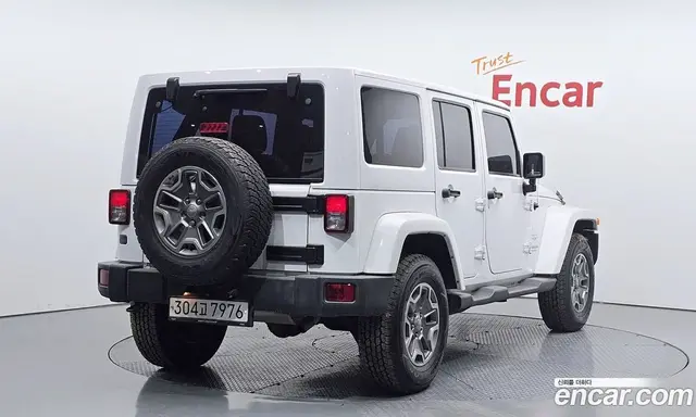 Jeep Wrangler 2016 3.6 автомат (гидро), миниатюра 2 Jeep Wrangler 2016 3.6 автомат (гидро), миниатюра 2