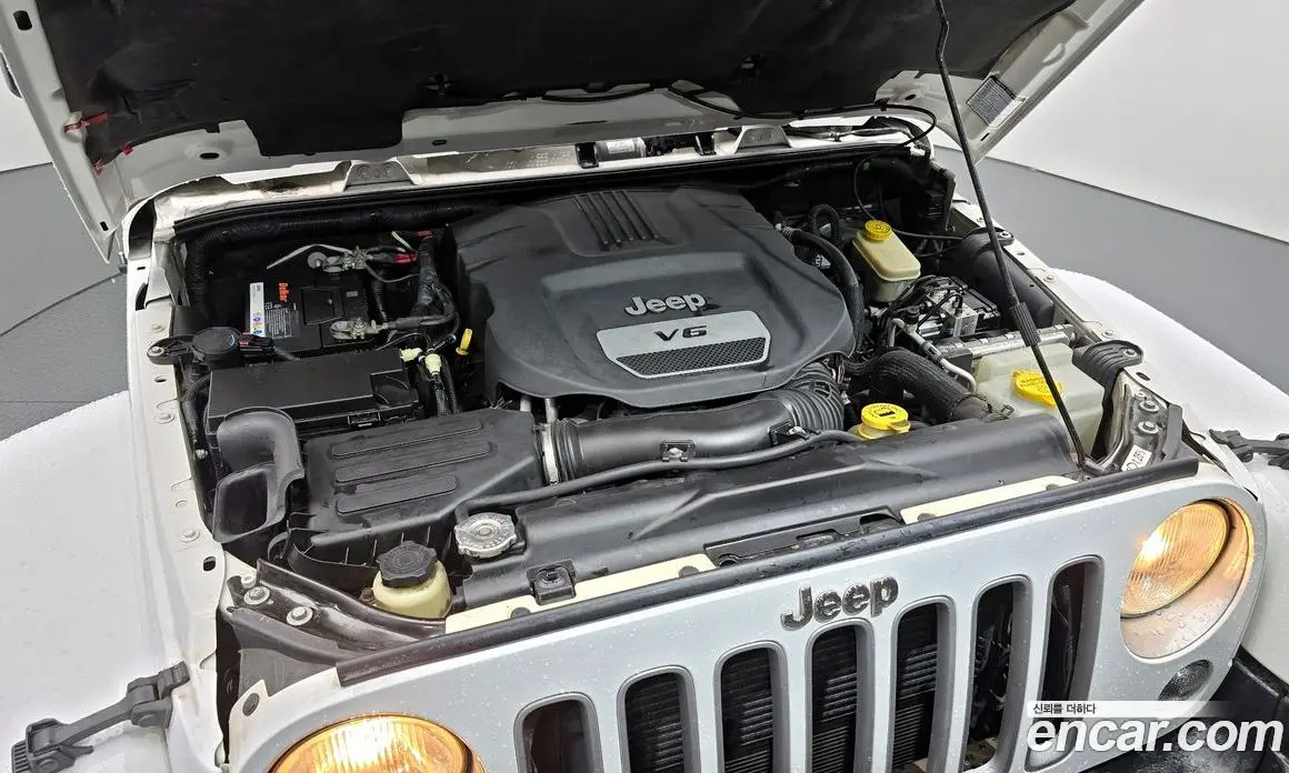Jeep Wrangler 2016 3.6 автомат (гидро), фото 6 Jeep Wrangler 2016 3.6 автомат (гидро), фото 6