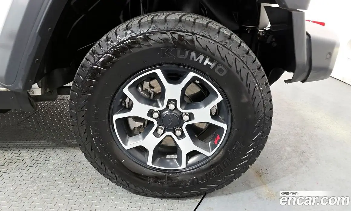 Jeep Wrangler 2021 2.0 автомат (гидро), фото 5