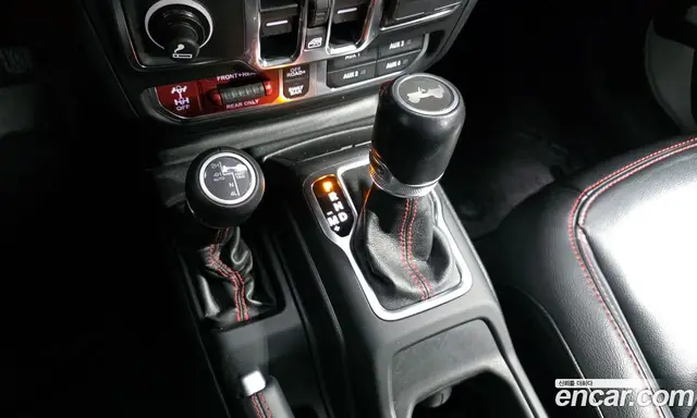 Jeep Wrangler 2021 2.0 автомат (гидро), миниатюра 9