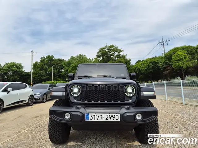 Jeep Wrangler 2025 2.0 автомат (гидро), миниатюра 2