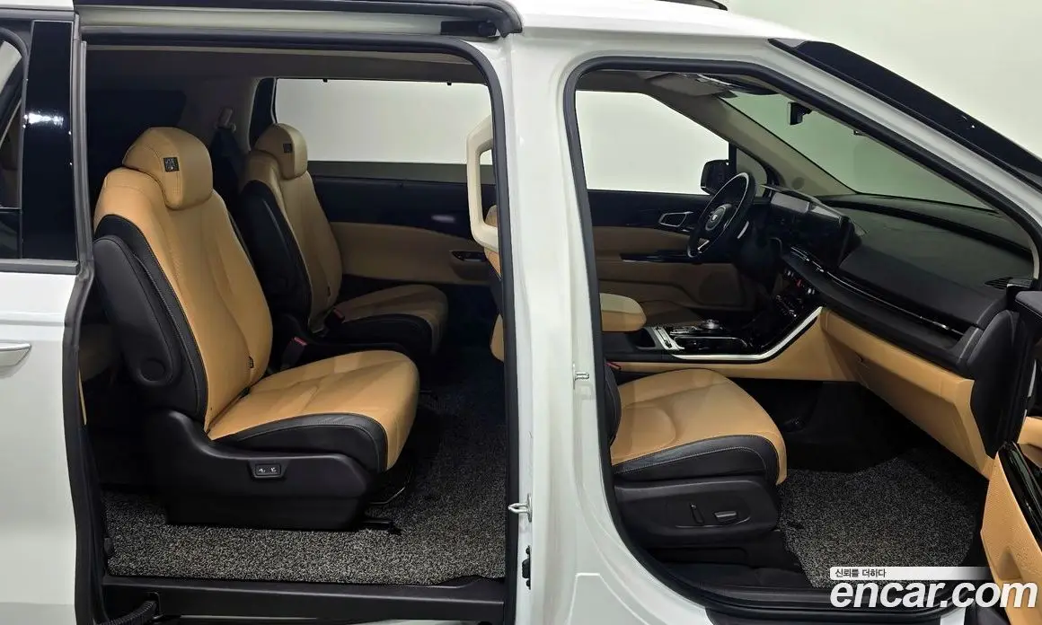 Kia Carnival 2021 3.5 автомат (гидро), фото 12 Kia Carnival 2021 3.5 автомат (гидро), фото 12