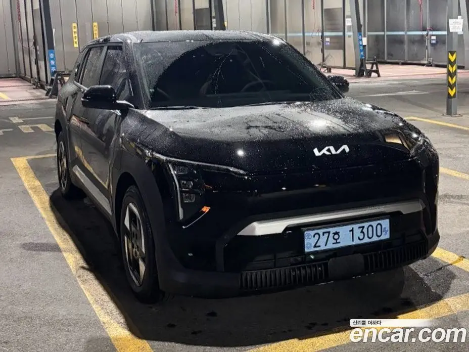 Kia EV3 2026 1.0 автомат (гидро), фото 1 Kia EV3 2026 1.0 автомат (гидро), фото 1