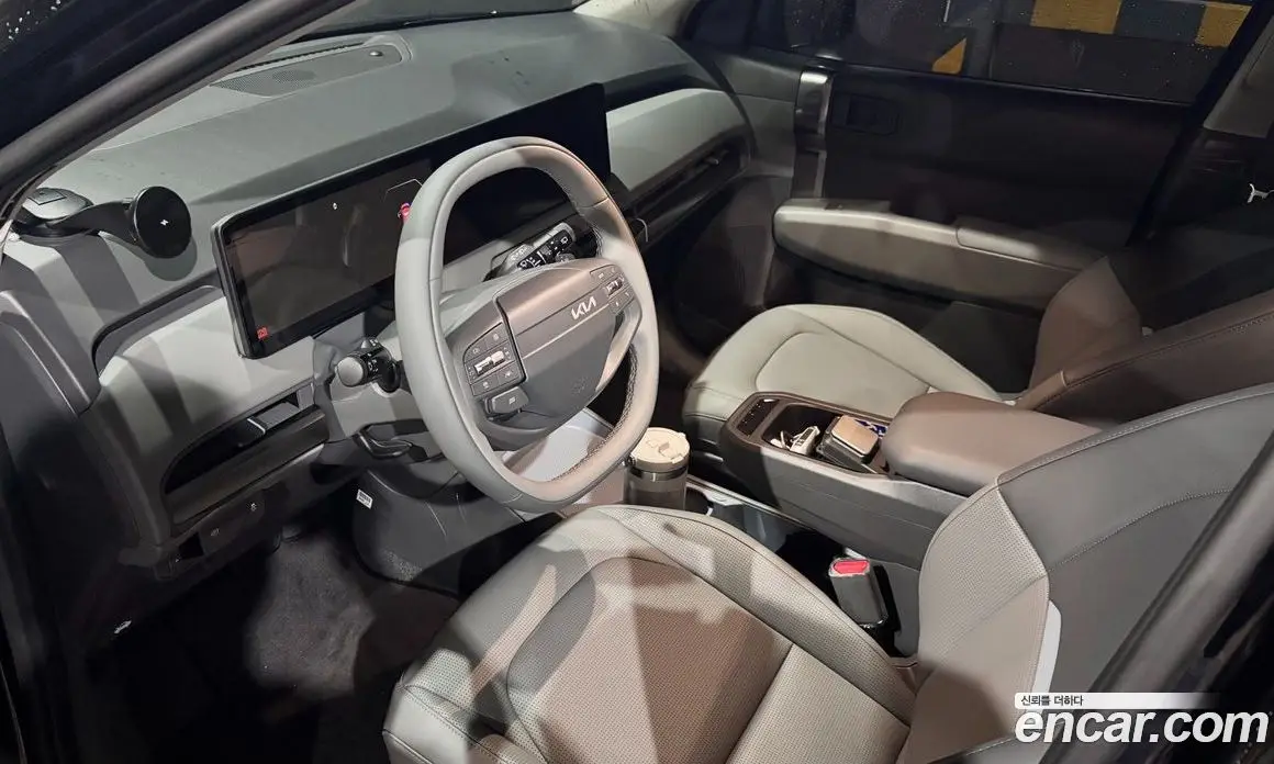 Kia EV3 2026 1.0 автомат (гидро), фото 12 Kia EV3 2026 1.0 автомат (гидро), фото 12