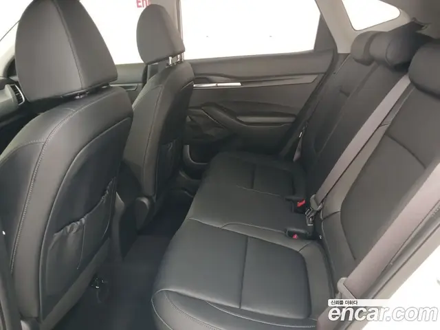 Kia Seltos 2025 2.0 автомат (гидро), миниатюра 10 Kia Seltos 2025 2.0 автомат (гидро), миниатюра 10