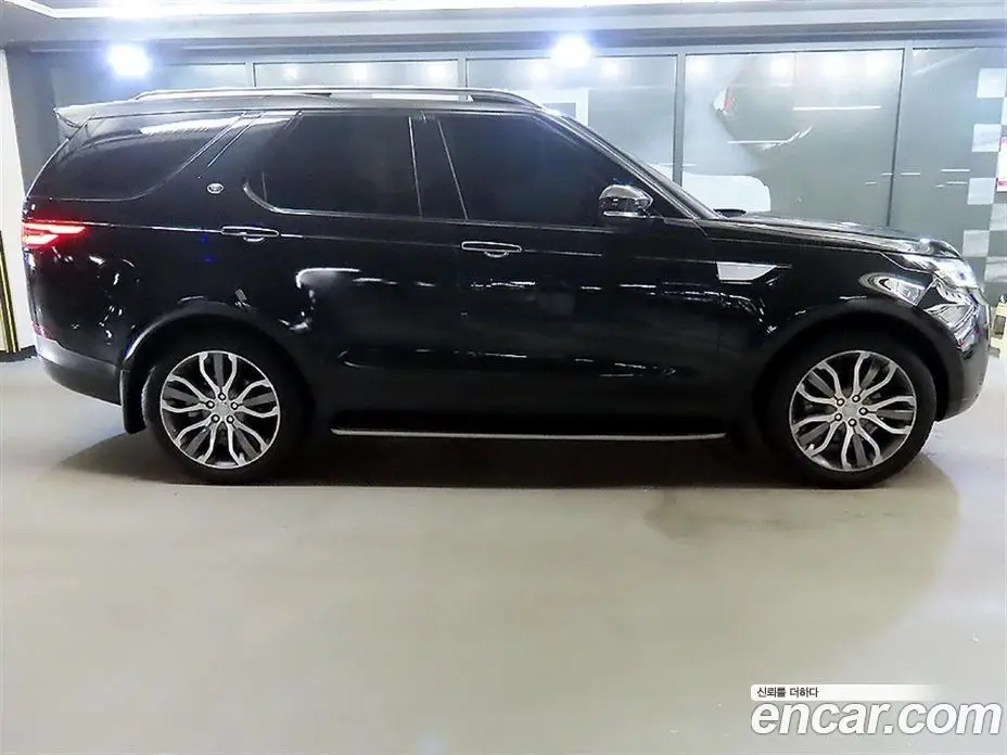 Land Rover Discovery 2018 3.0 автомат (гидро), фото 3 Land Rover Discovery 2018 3.0 автомат (гидро), фото 3