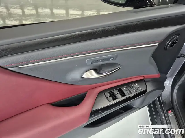 Lexus ES 2025 2.5 автомат (вариатор), миниатюра 12