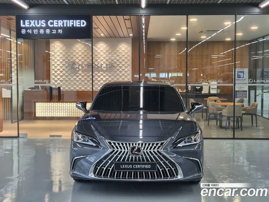Lexus ES 2025 2.5 автомат (вариатор), фото 3