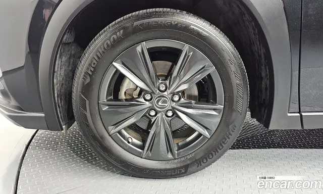 Lexus UX 2023 2.0 автомат (гидро), миниатюра 5