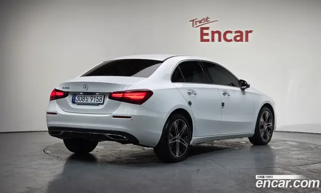 Mercedes-Benz A-Class, 2024, 11 559 км