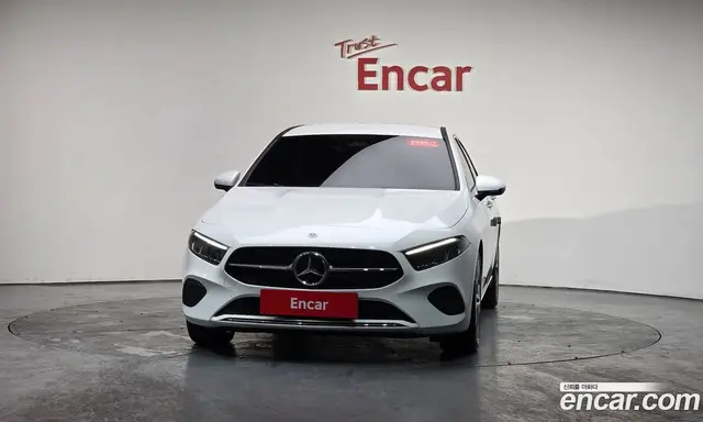 Mercedes-Benz A-Class 2024 2.0 автомат (гидро), миниатюра 2