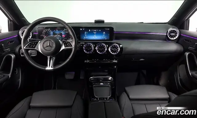 Mercedes-Benz A-Class 2024 2.0 автомат (гидро), миниатюра 6
