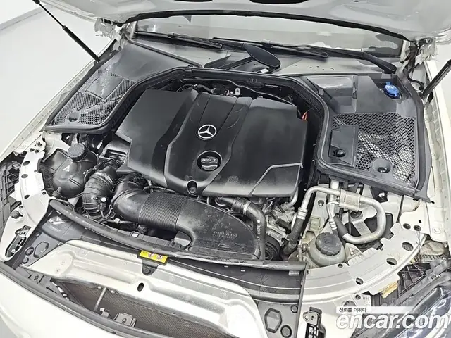 Mercedes-Benz C-Class 2017 2.1 автомат (гидро), миниатюра 5 Mercedes-Benz C-Class 2017 2.1 автомат (гидро), миниатюра 5