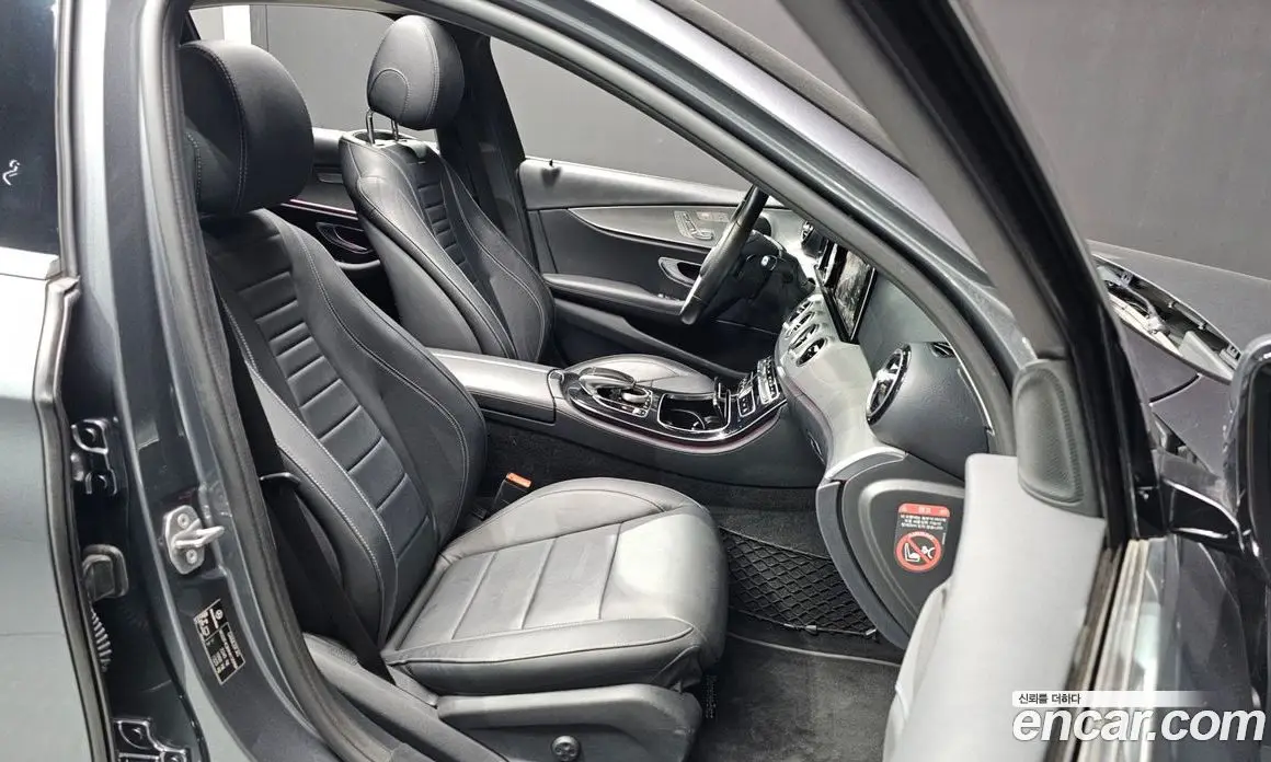Mercedes-Benz E-Class 2017 2.0 автомат (гидро), фото 11 Mercedes-Benz E-Class 2017 2.0 автомат (гидро), фото 11