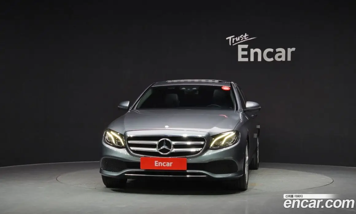 Mercedes-Benz E-Class 2017 2.0 автомат (гидро), фото 3 Mercedes-Benz E-Class 2017 2.0 автомат (гидро), фото 3