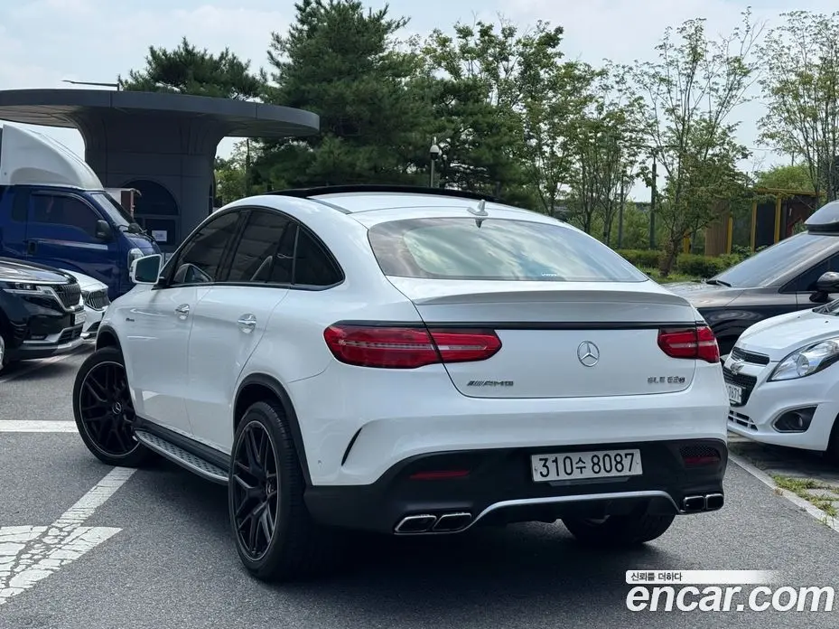 Mercedes-Benz GLE-Class 2019 5.5 автомат (гидро), фото 2 Mercedes-Benz GLE-Class 2019 5.5 автомат (гидро), фото 2