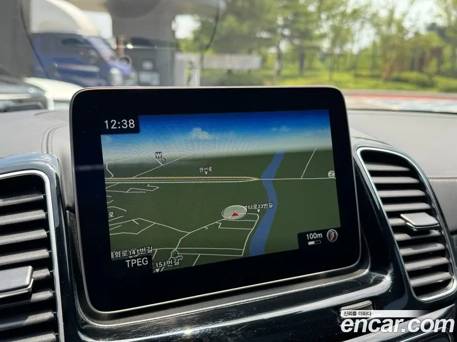 Mercedes-Benz GLE-Class 2019 5.5 автомат (гидро), фото 14 Mercedes-Benz GLE-Class 2019 5.5 автомат (гидро), фото 14