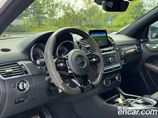Mercedes-Benz GLE-Class 2019 5.5 автомат (гидро), миниатюра 9 Mercedes-Benz GLE-Class 2019 5.5 автомат (гидро), миниатюра 9