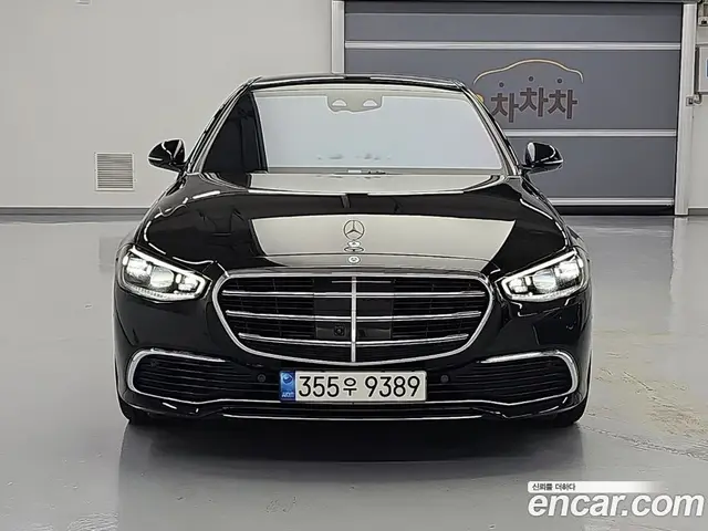 Mercedes-Benz S-Class 2021 4.0 автомат (гидро), миниатюра 3