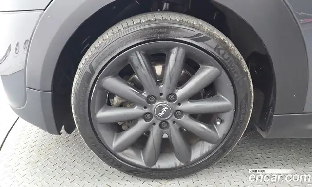 Mini Cooper 2019 2.0 автомат (гидро), миниатюра 5