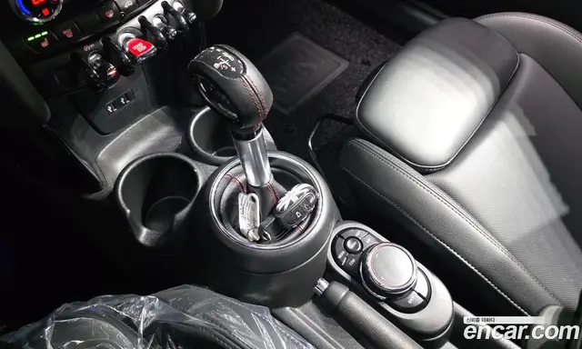 Mini Cooper 2019 2.0 автомат (гидро), миниатюра 9