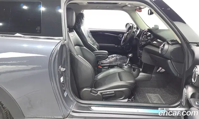 Mini Cooper 2019 2.0 автомат (гидро), миниатюра 10