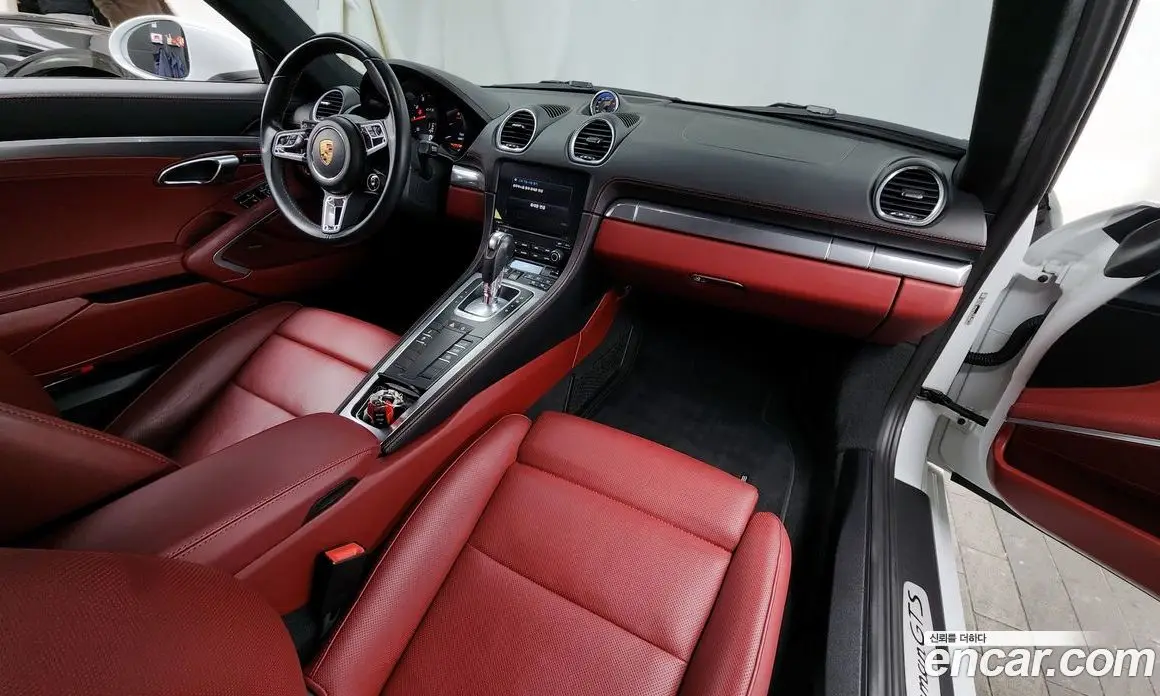 Porsche 718 2019 2.5 автомат (гидро), фото 7 Porsche 718 2019 2.5 автомат (гидро), фото 7