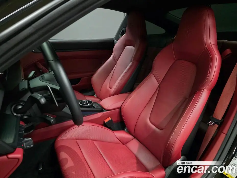 Porsche 911 2023 3.0 автомат (гидро), фото 10 Porsche 911 2023 3.0 автомат (гидро), фото 10