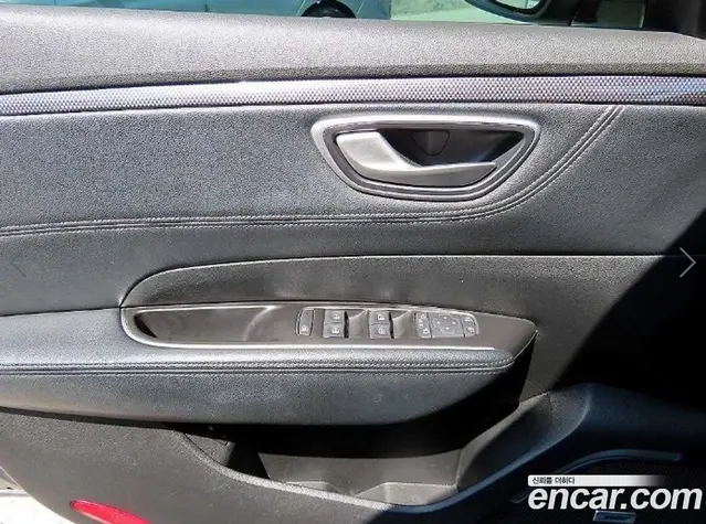 Renault (Samsung) SM6 2016 2.0 автомат (гидро), миниатюра 10 Renault (Samsung) SM6 2016 2.0 автомат (гидро), миниатюра 10