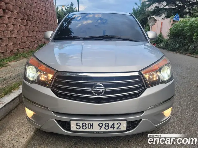 SsangYong Korando 2014 2.0 автомат (гидро), миниатюра 3