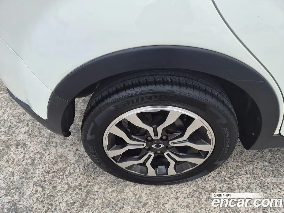 SsangYong Korando 2015 2.2 автомат (гидро), фото 20 SsangYong Korando 2015 2.2 автомат (гидро), фото 20