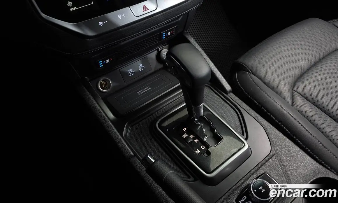 SsangYong Rexton 2023 2.2 автомат (гидро), фото 9