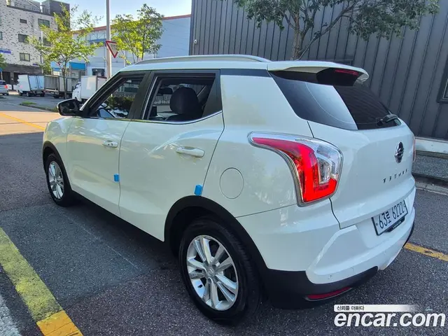SsangYong TIBOLI 2017 1.6 автомат (гидро), миниатюра 3